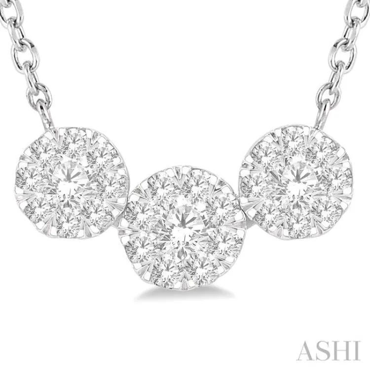 1/2 Ctw Triple Circle Lovebright Round Cut Diamond Necklace in 14K White Gold