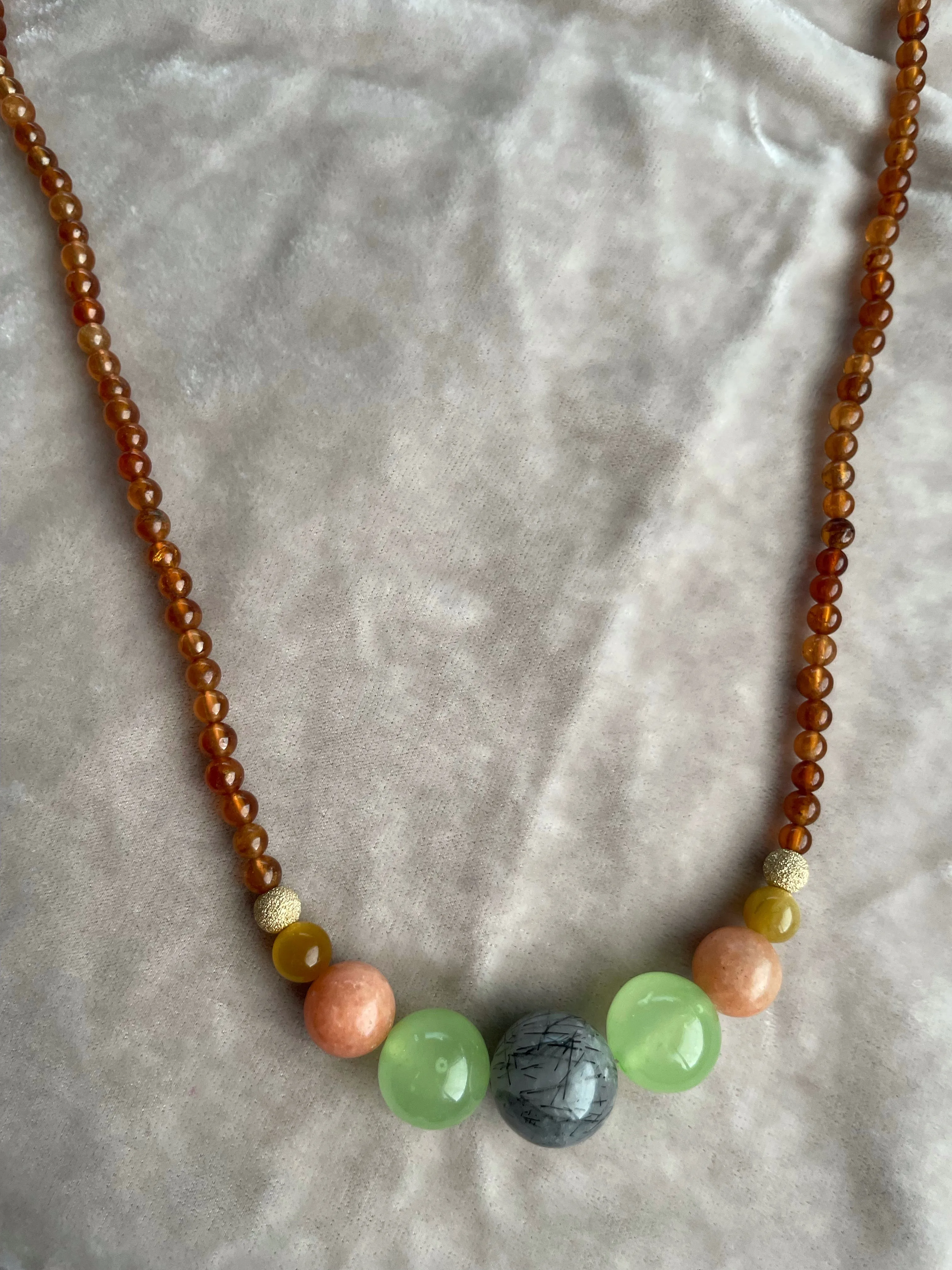 Bubbles Necklace - Hessonite