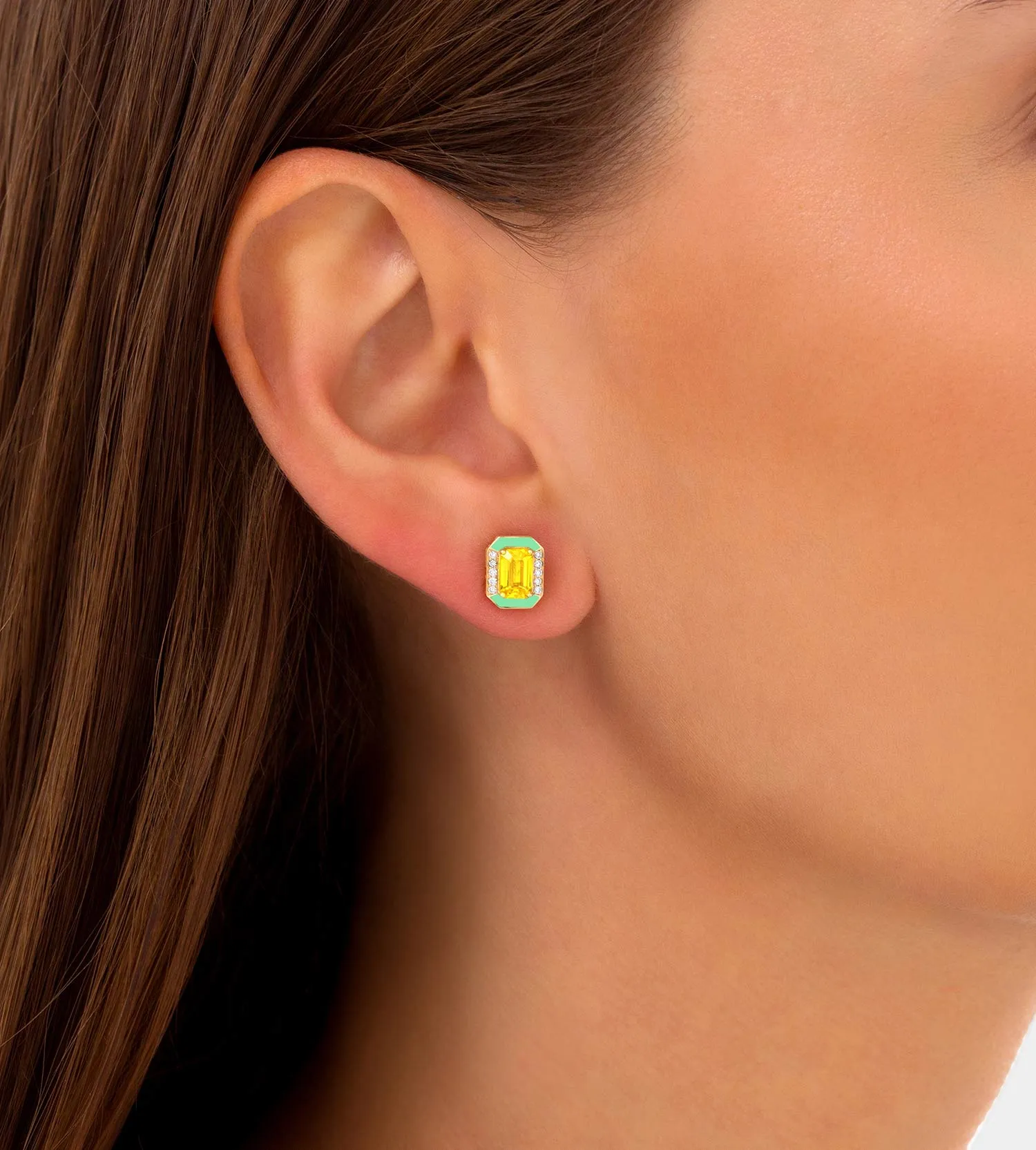 Classix yellow studs