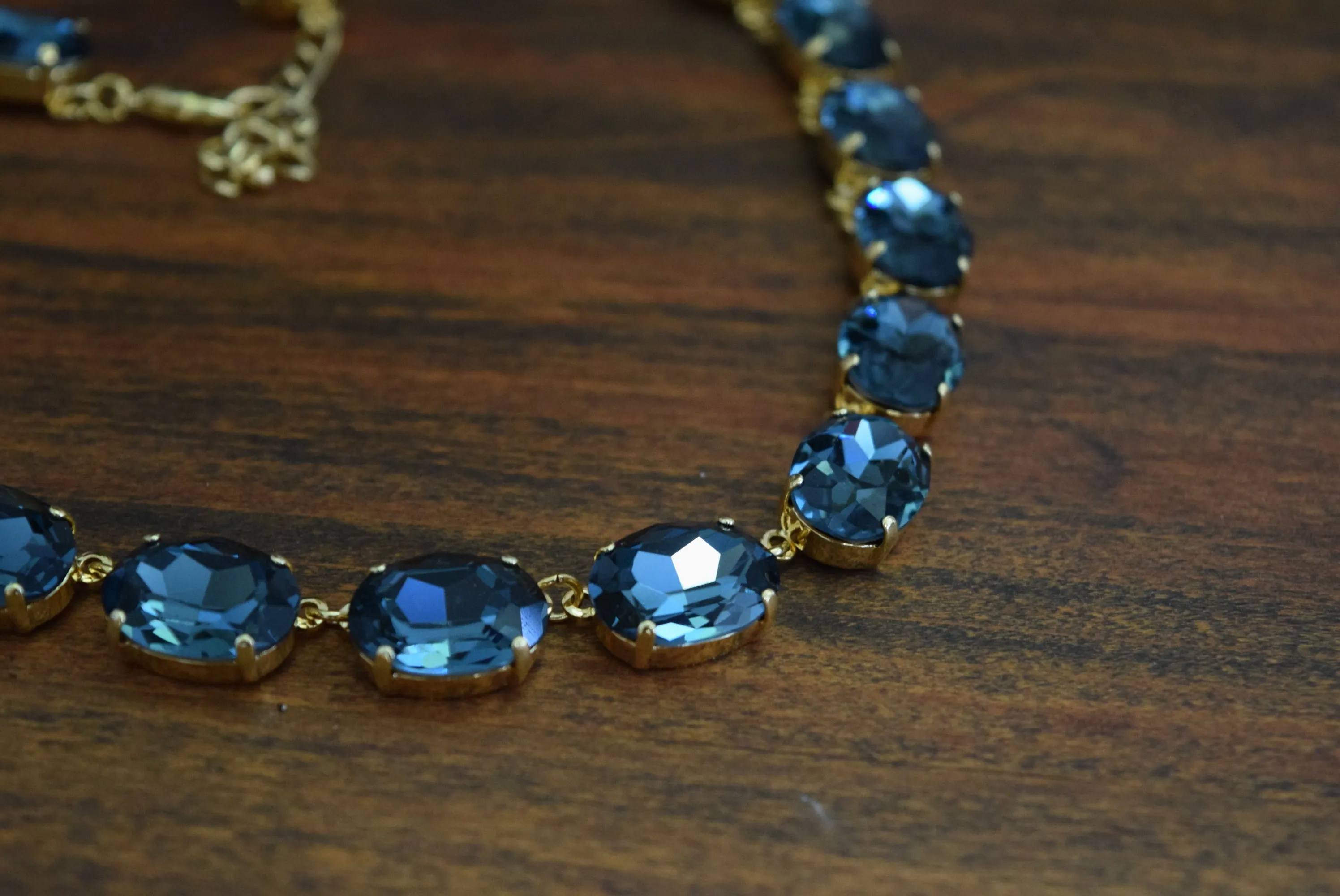 Indian Sapphire Aurora Crystal Collet Necklace - Large Oval