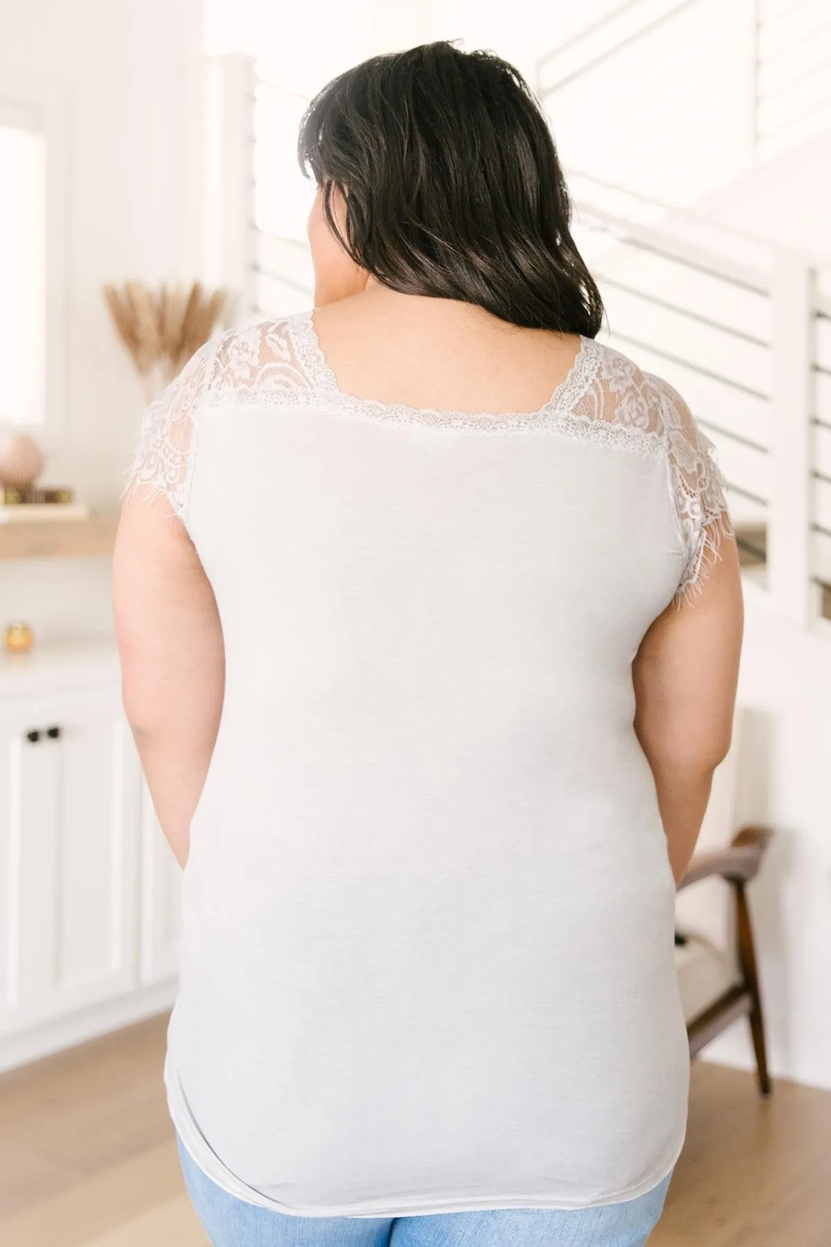 Lovely Lace Tee In Gray