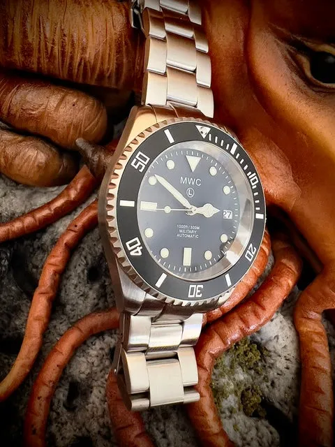 MWC 24 Jewel 300m Automatic Military Divers Watch with Sapphire Crystal and Ceramic Bezel on a Matching Stainless Steel Bracelet