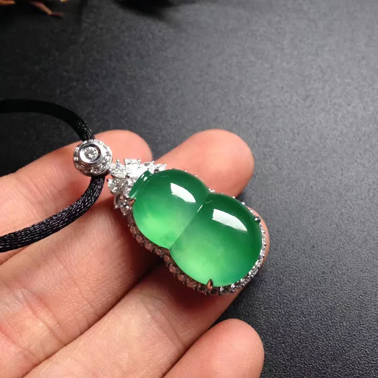 Natural Jade Pendant Jadeite Gold Pendant PT202