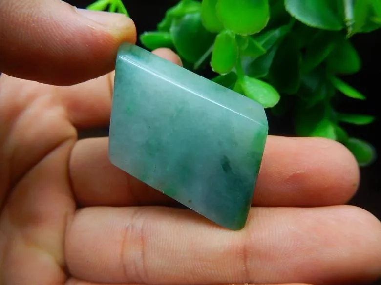 Natural Jade Rough Jadeite Raw (15g, 39X24X8mm)