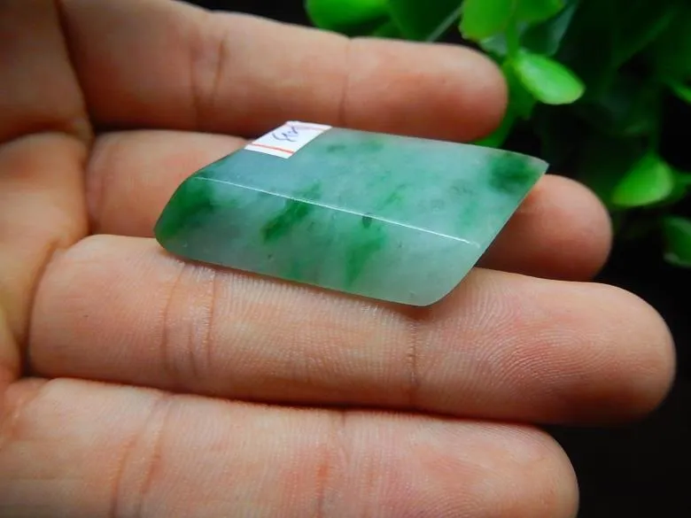 Natural Jade Rough Jadeite Raw (15g, 39X24X8mm)