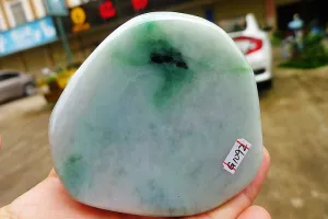 Natural Jade Rough Jadeite Raw (266g,7.6X7.2X2.2cm)