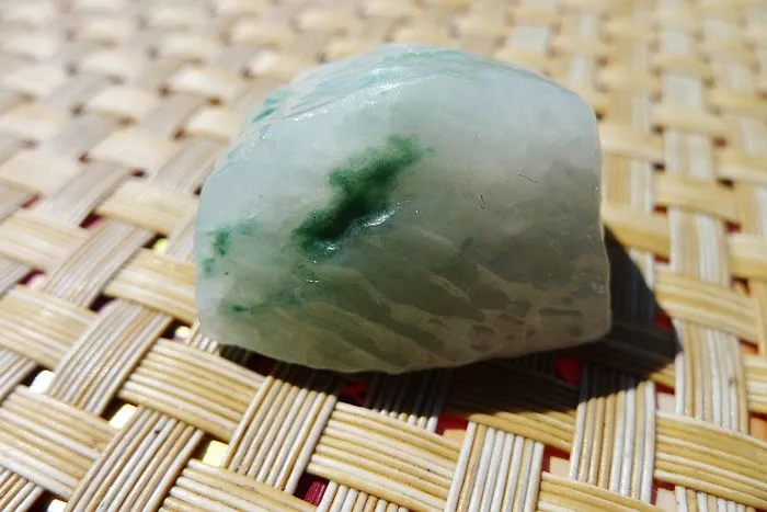 Natural Jade Rough Jadeite Raw (26g,2.9X2.8X1.65cm)