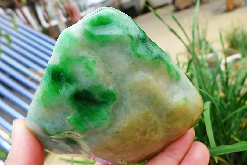 Natural Jade Rough Jadeite Raw (276g,8.4X8.4X2.2cm)