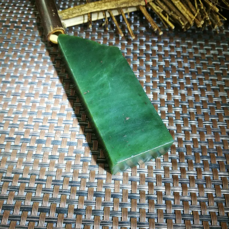 Natural Kunlun Jade Rough Nephrite Raw (122g,8X3X1.8cm)