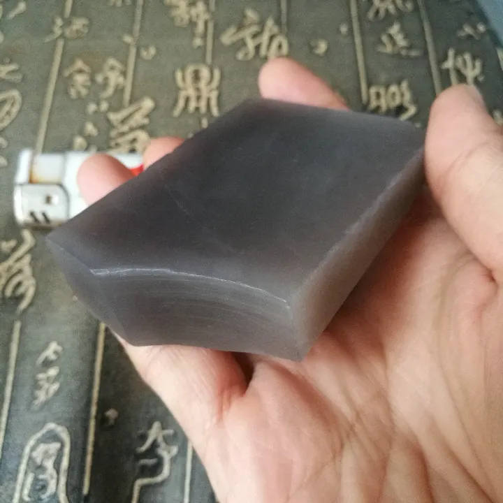 Natural Kunlun Jade Rough Nephrite Raw (143g, 6X5.1X1.8cm)