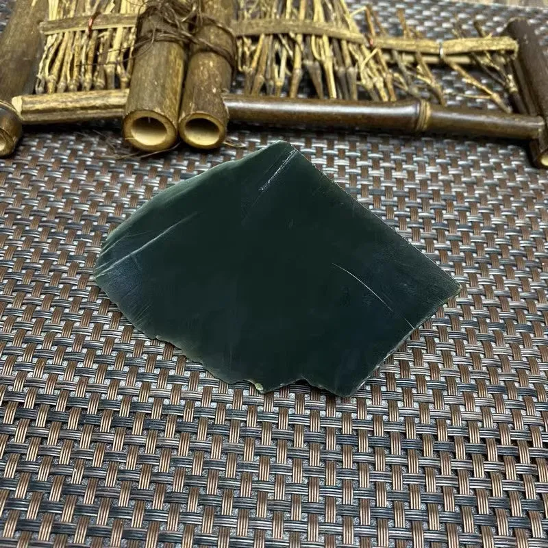 Natural Kunlun Jade Rough Nephrite Raw (190g,6.2X6.7X4.1cm)