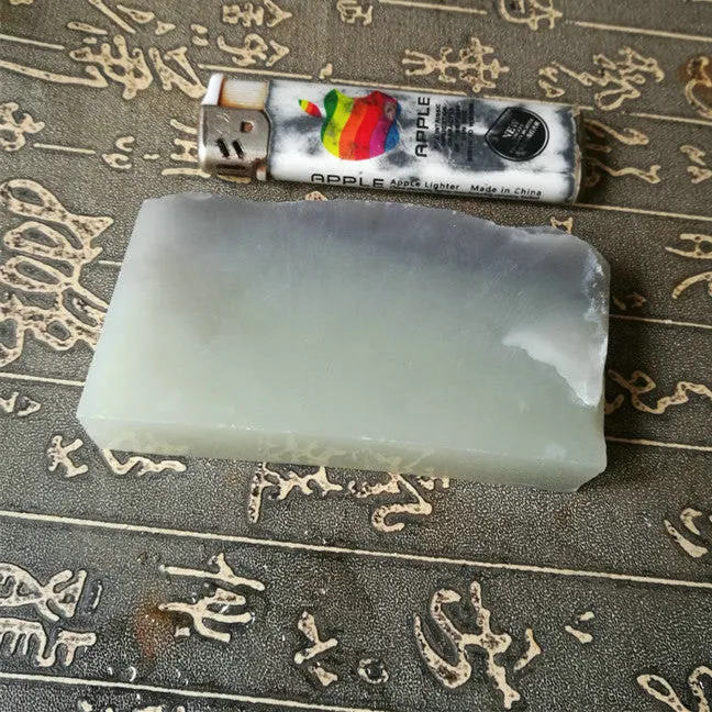 Natural Kunlun Jade Rough Nephrite Raw (214g, 9.9X4.5X1.6cm)