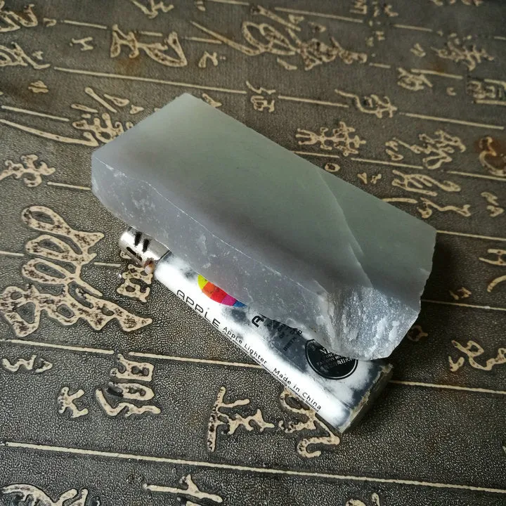 Natural Kunlun Jade Rough Nephrite Raw (214g, 9.9X4.5X1.6cm)