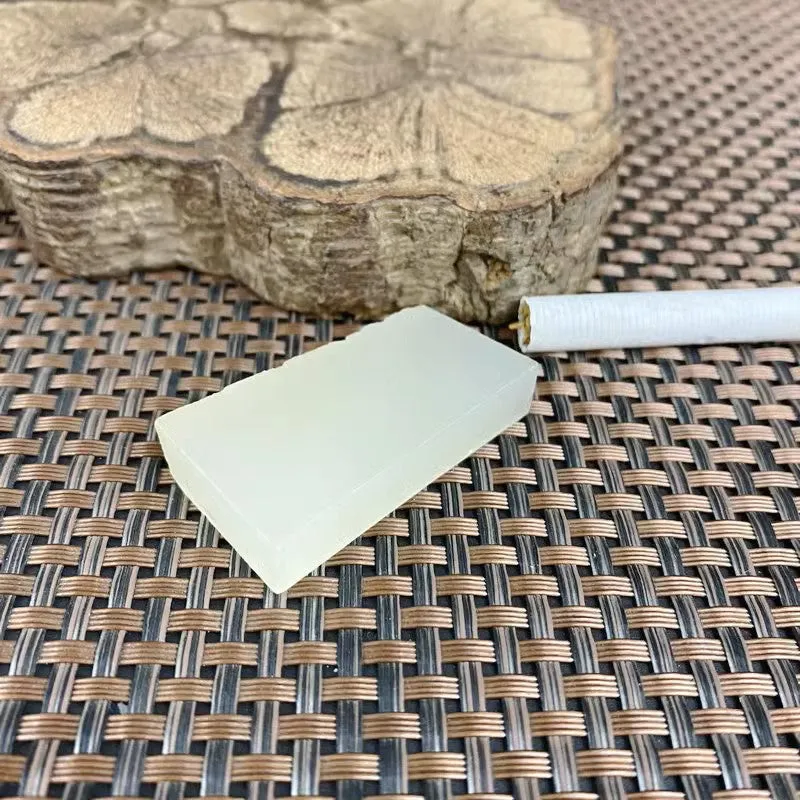 Natural Kunlun Jade Rough Nephrite Raw (24g,4.2X2.2X0.9cm)