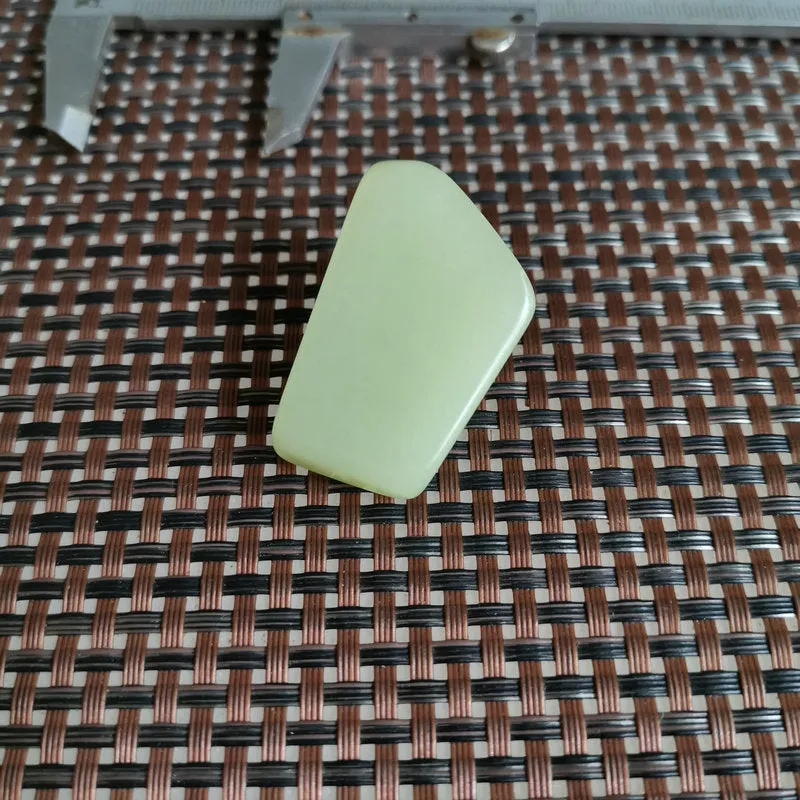 Natural Kunlun Jade Rough Nephrite Raw (27g, 4X2.3X1.9cm)