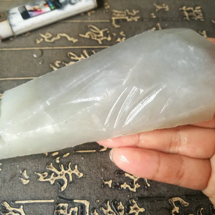 Natural Kunlun Jade Rough Nephrite Raw (312g, 15.5X2.5X2.3cm)