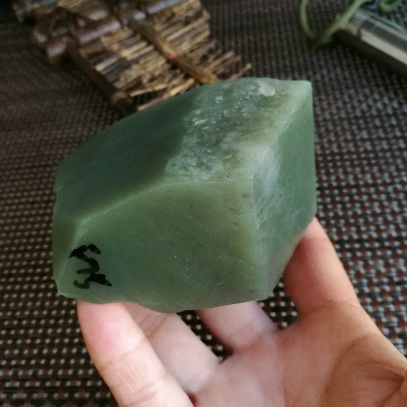 Natural Kunlun Jade Rough Nephrite Raw (411g,8X4.5X3.5cm)