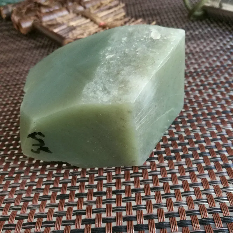 Natural Kunlun Jade Rough Nephrite Raw (411g,8X4.5X3.5cm)