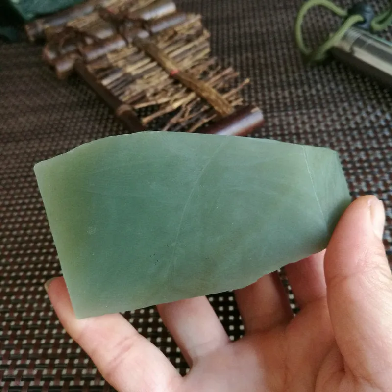 Natural Kunlun Jade Rough Nephrite Raw (411g,8X4.5X3.5cm)