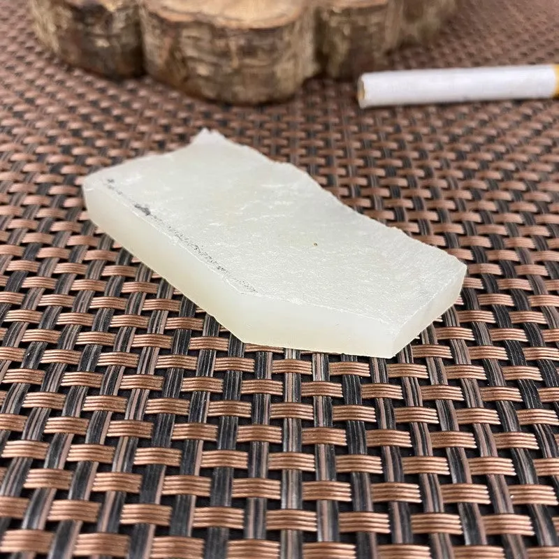 Natural Kunlun Jade Rough Nephrite Raw (47g,6.2X3.1X1.0cm)