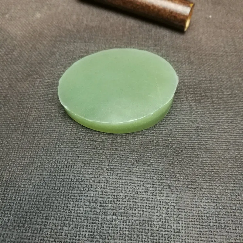 Natural Kunlun Jade Rough Nephrite Raw (51g, 5x4x1.2cm)