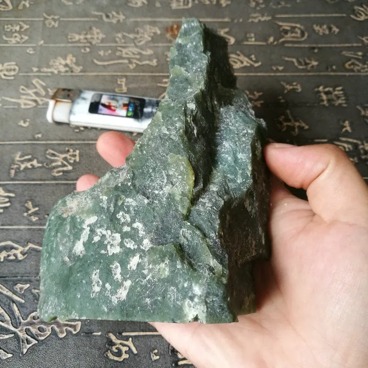 Natural Kunlun Jade Rough Nephrite Raw (674g, 13X8X3.5cm)