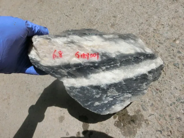 Natural Kunlun Jade Rough Nephrite Raw (6.8kg, 20X17X17cm)