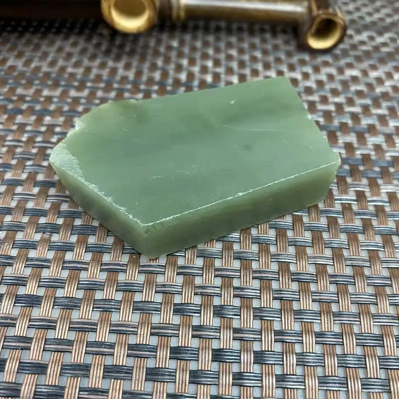 Natural Kunlun Jade Rough Nephrite Raw (73g,6.0X3.7cm)