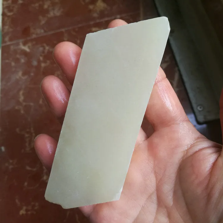 Natural Kunlun Jade Rough Nephrite Raw (99g, 9X3.8X1cm)