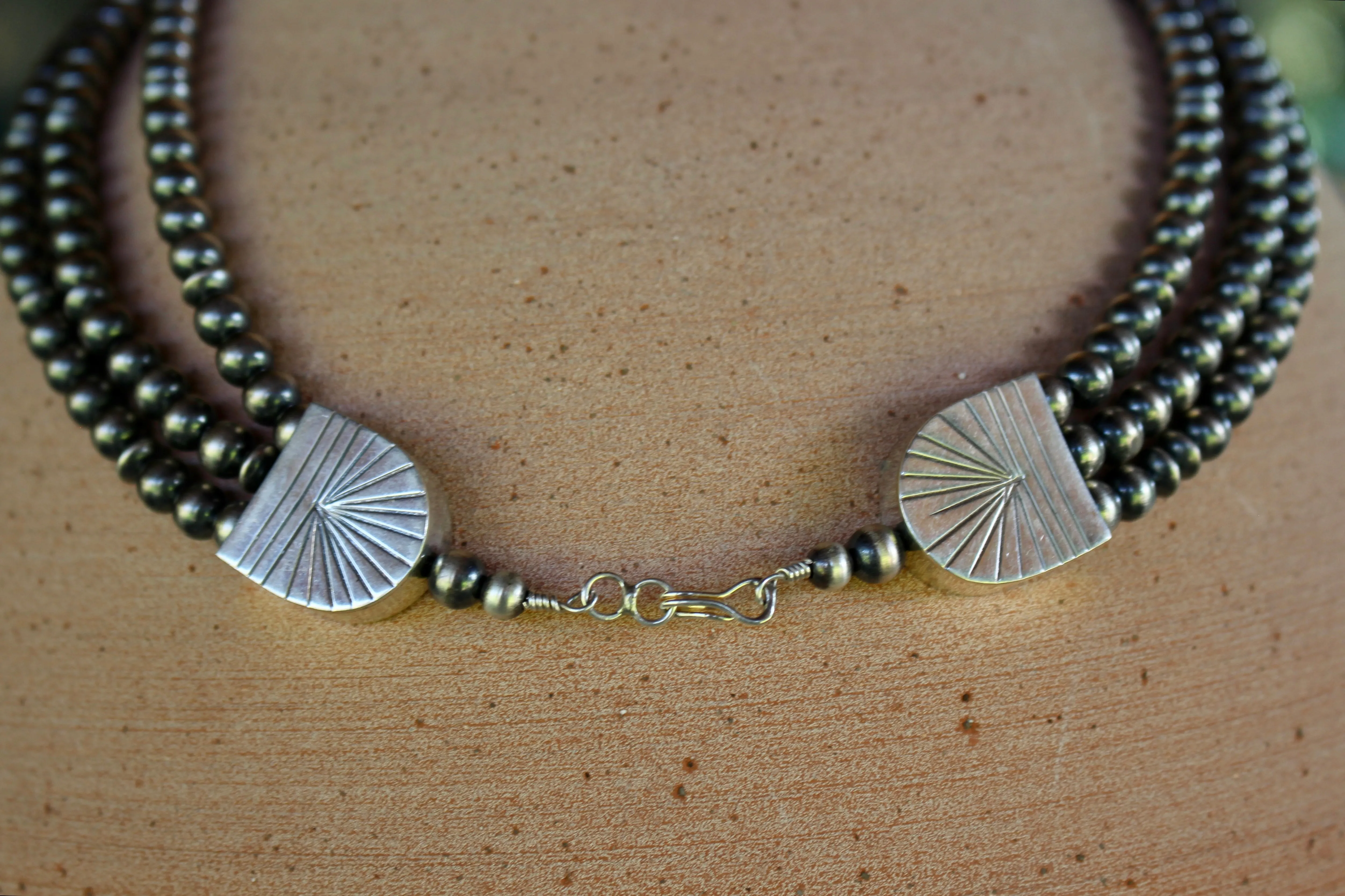 Navajo Pearl Choker Necklace