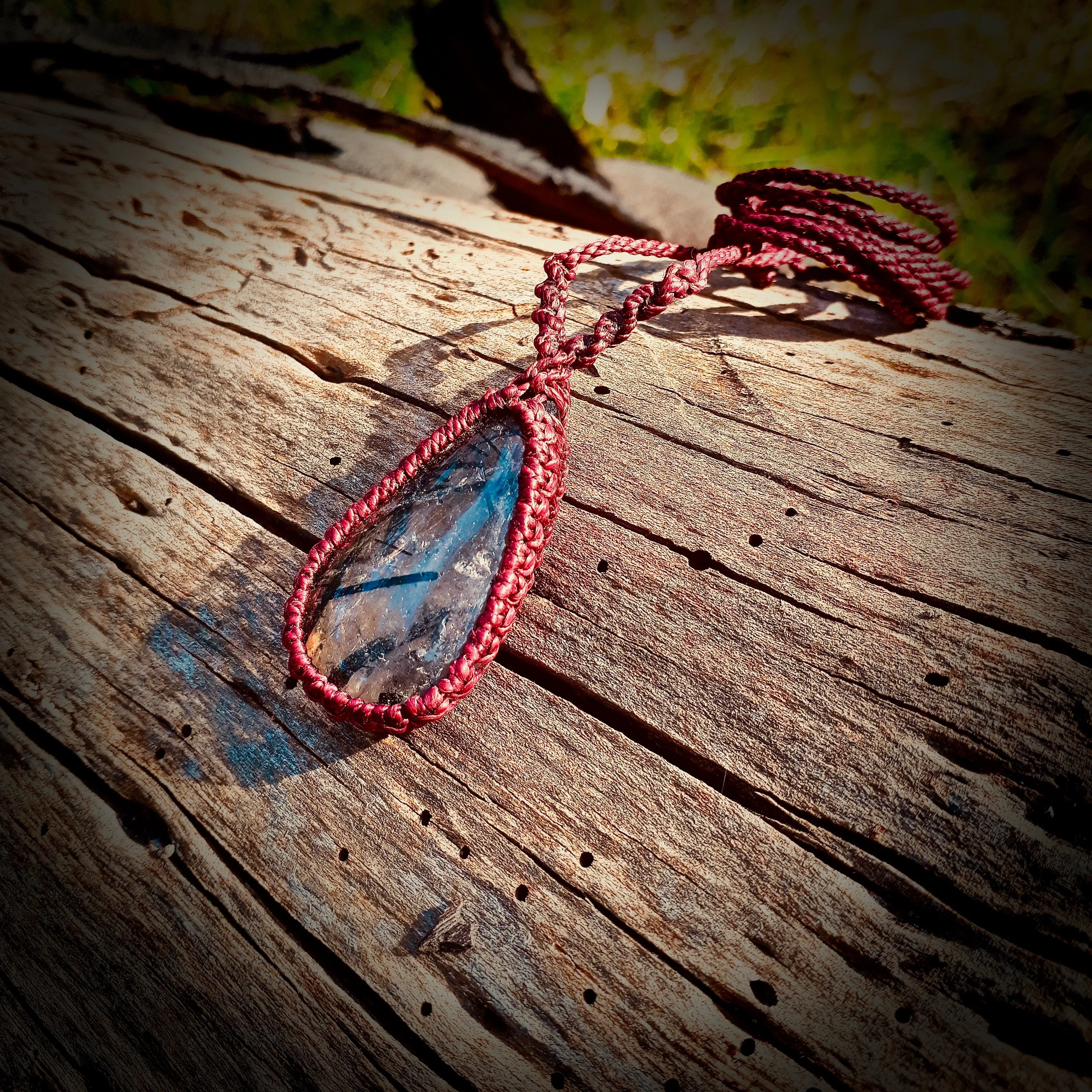 Tourmalinated quartz necklace