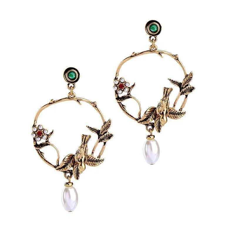 Vintage 3D bird pearl drop earring