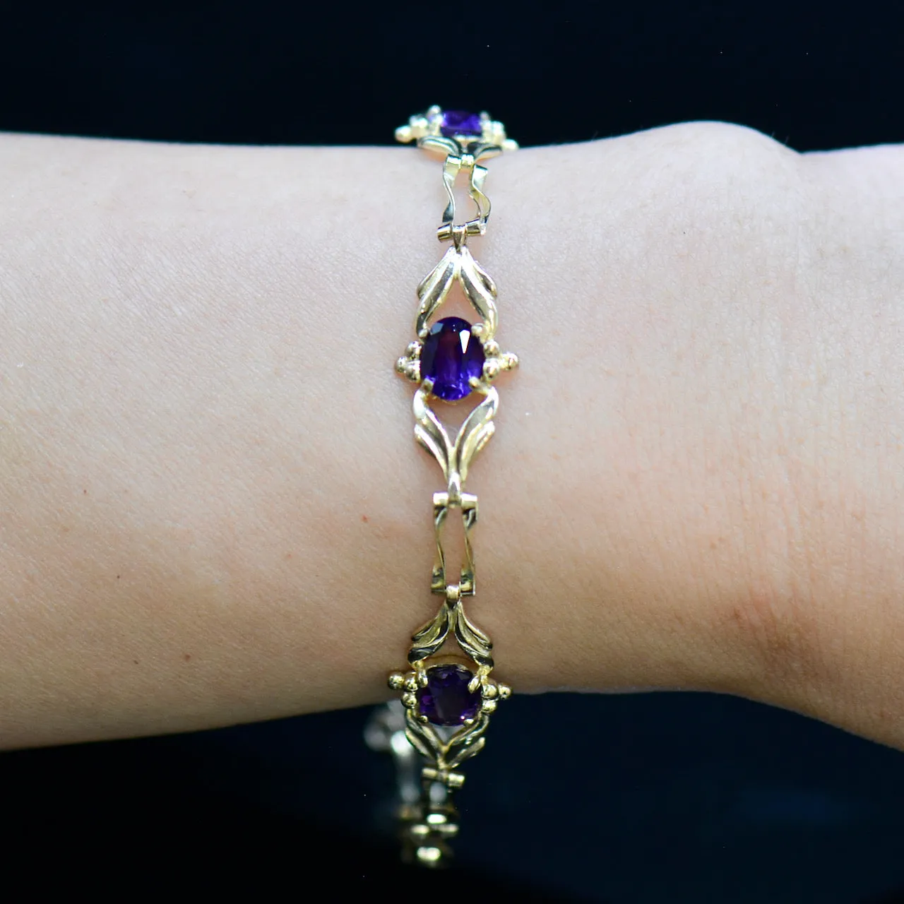 Vintage 9CT Yellow Gold Amethyst Art Nouveau Style Gate Bracelet