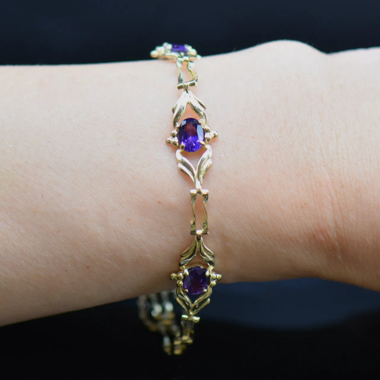 Vintage 9CT Yellow Gold Amethyst Art Nouveau Style Gate Bracelet