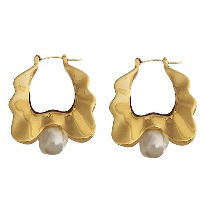 Vintage Pearl Wavy Earrings